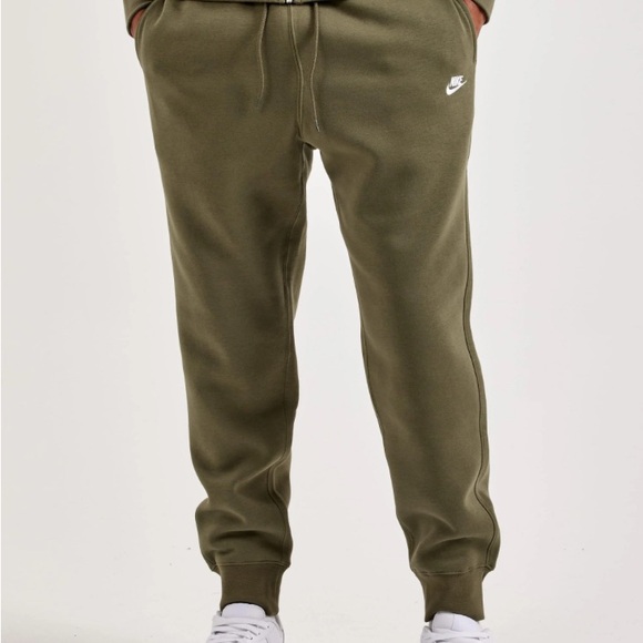 Nike Other - Nike Men's Green/Olive Joggers